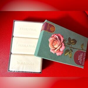 Triple Rose Boccioli Soap Collection